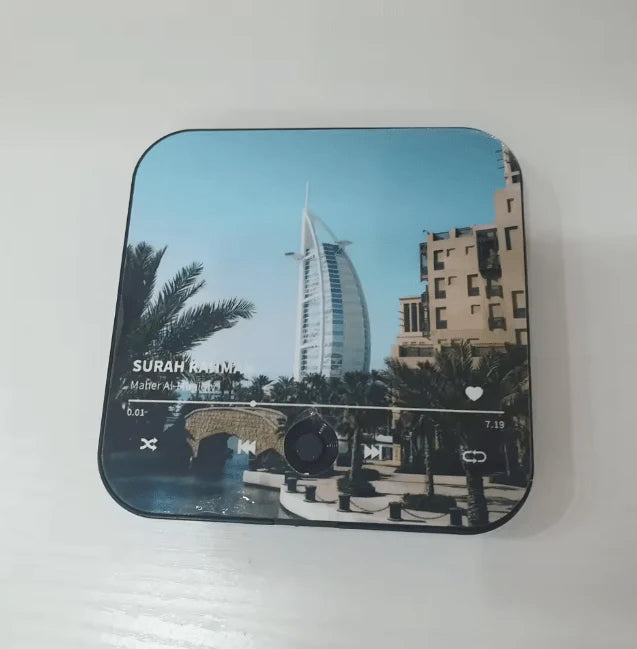 Anna - Mini Clip MP3 Player with Built-in Speaker